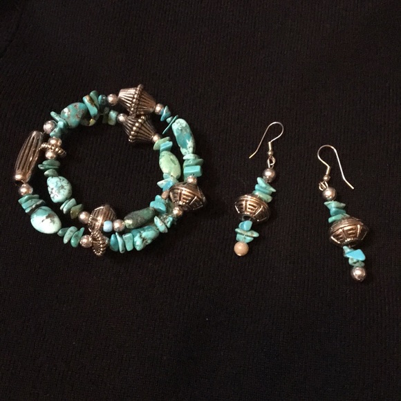 unkown Jewelry - Turquoise Bracelet & Earrings